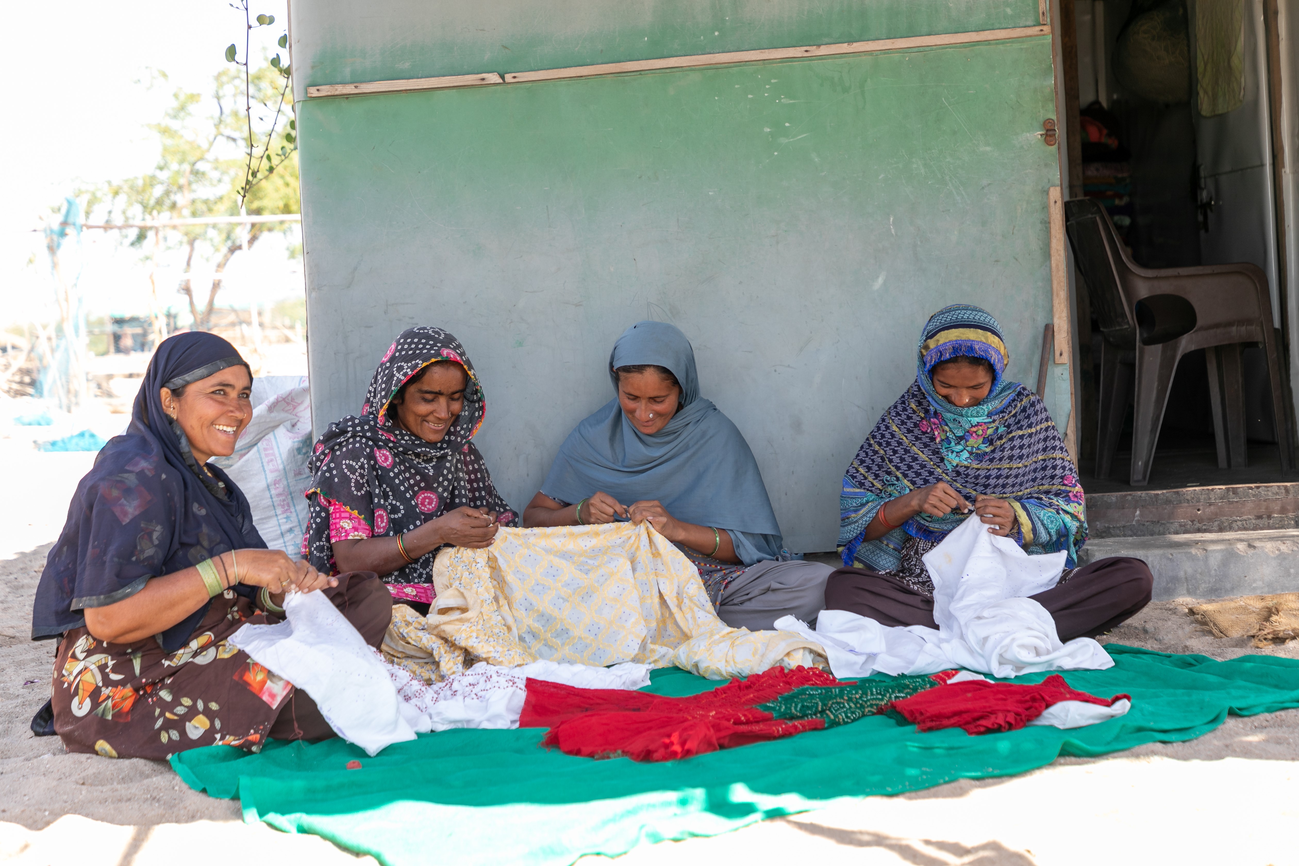 Fishing ladies sewing 2.jpg