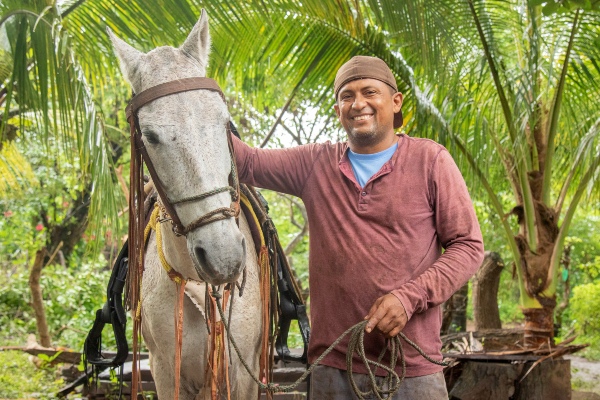 Tour operator Bismark and horse Angel